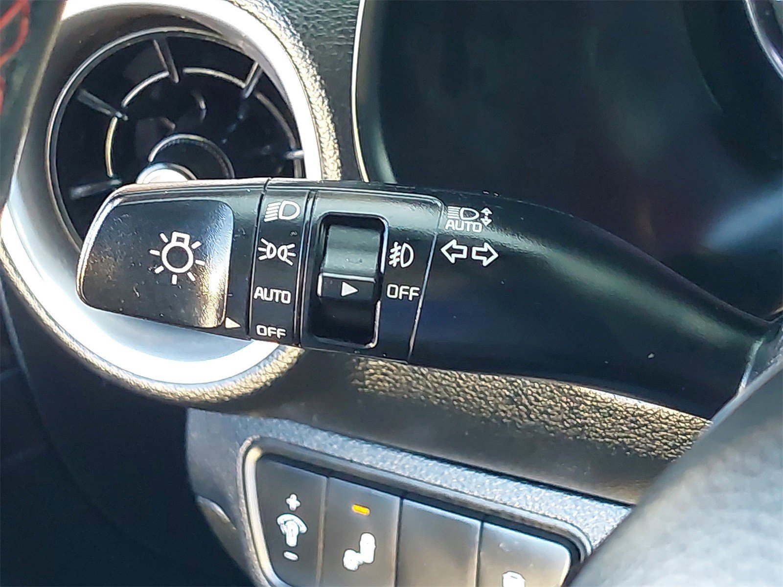 Certified 2022 Kia Forte GT image 20