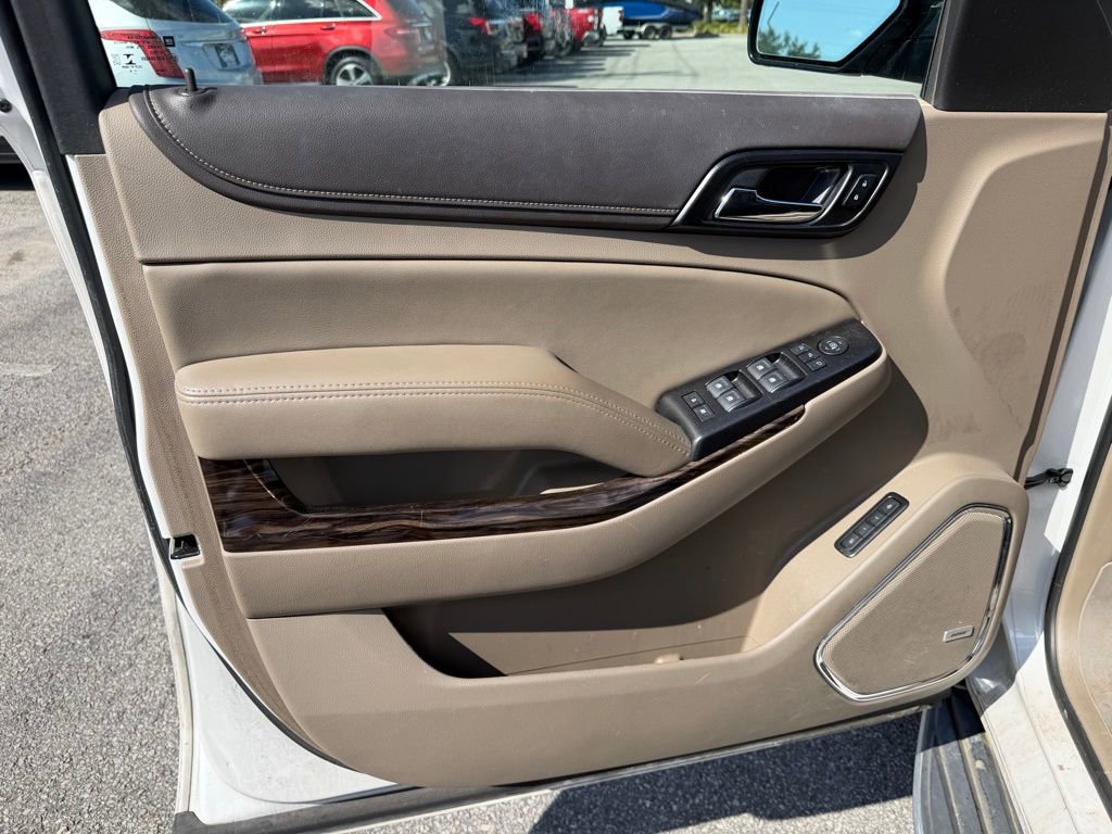 Used 2020 GMC Yukon SLT w/ Premium Edition image 10