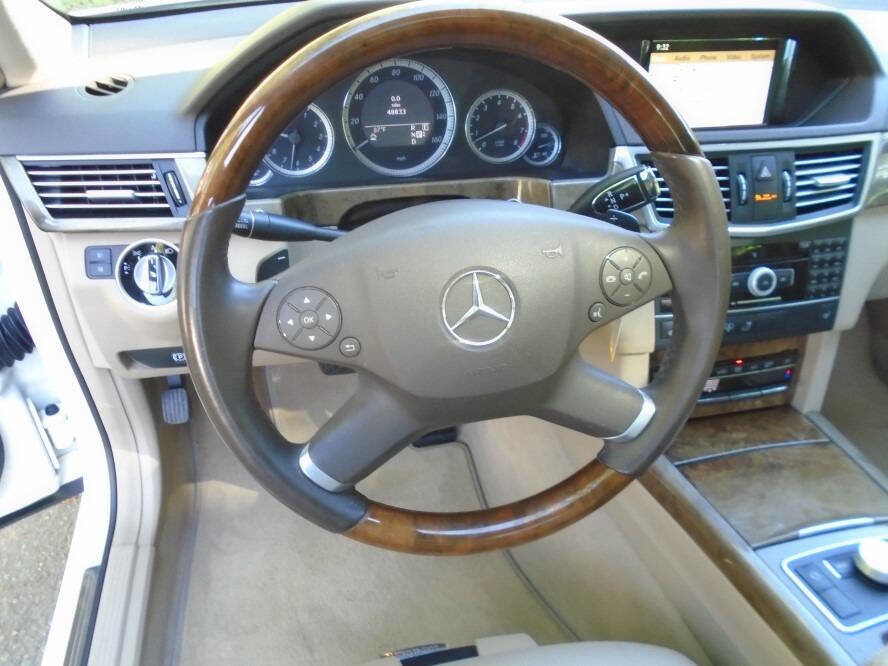 Used 2011 Mercedes-Benz E 350 Sedan image 12