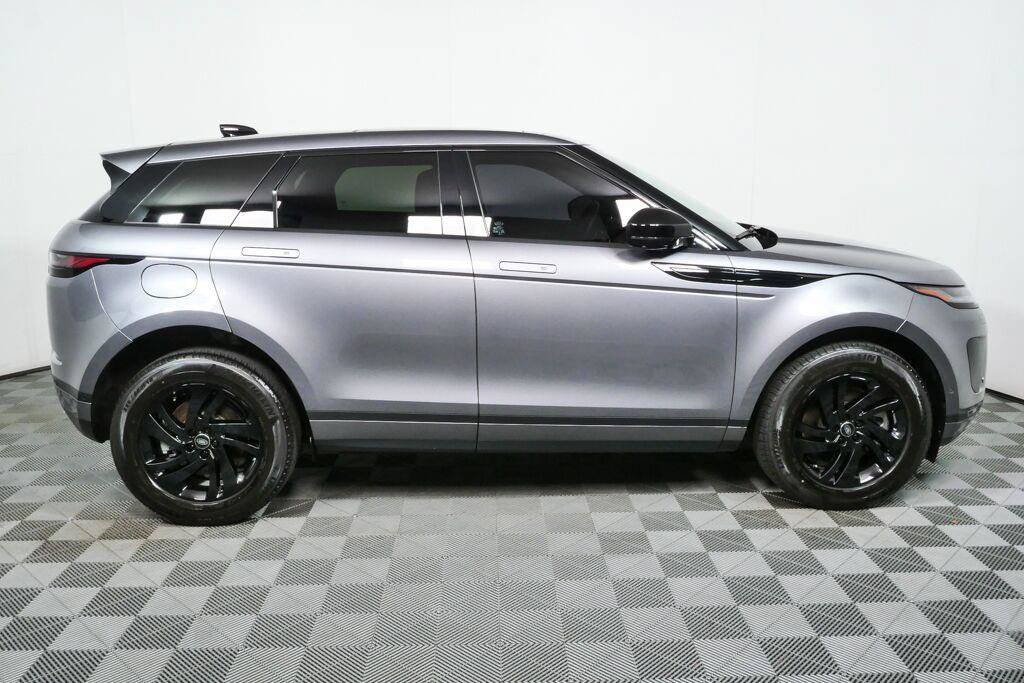 Used 2024 Land Rover Range Rover Evoque S AWD/4WD image 2