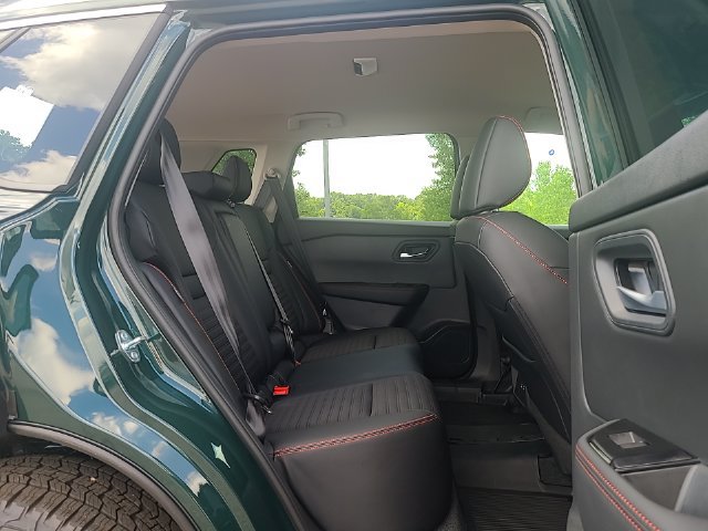 New 2026 Nissan Rogue SV AWD/4WD image 26