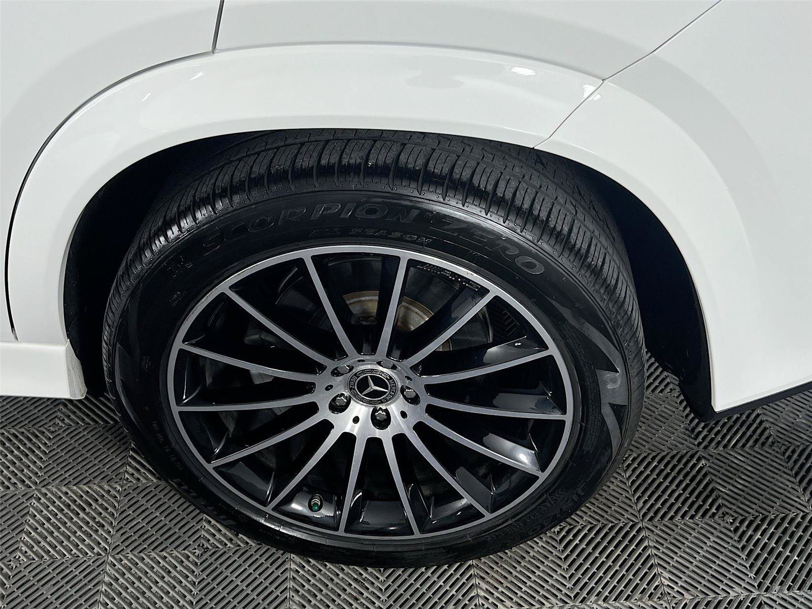Certified 2023 Mercedes-Benz GLE 450 4MATIC image 32
