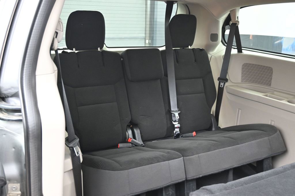 Used 2018 Dodge Grand Caravan SE w/ UConnect Hands-Free Group FWD image 34