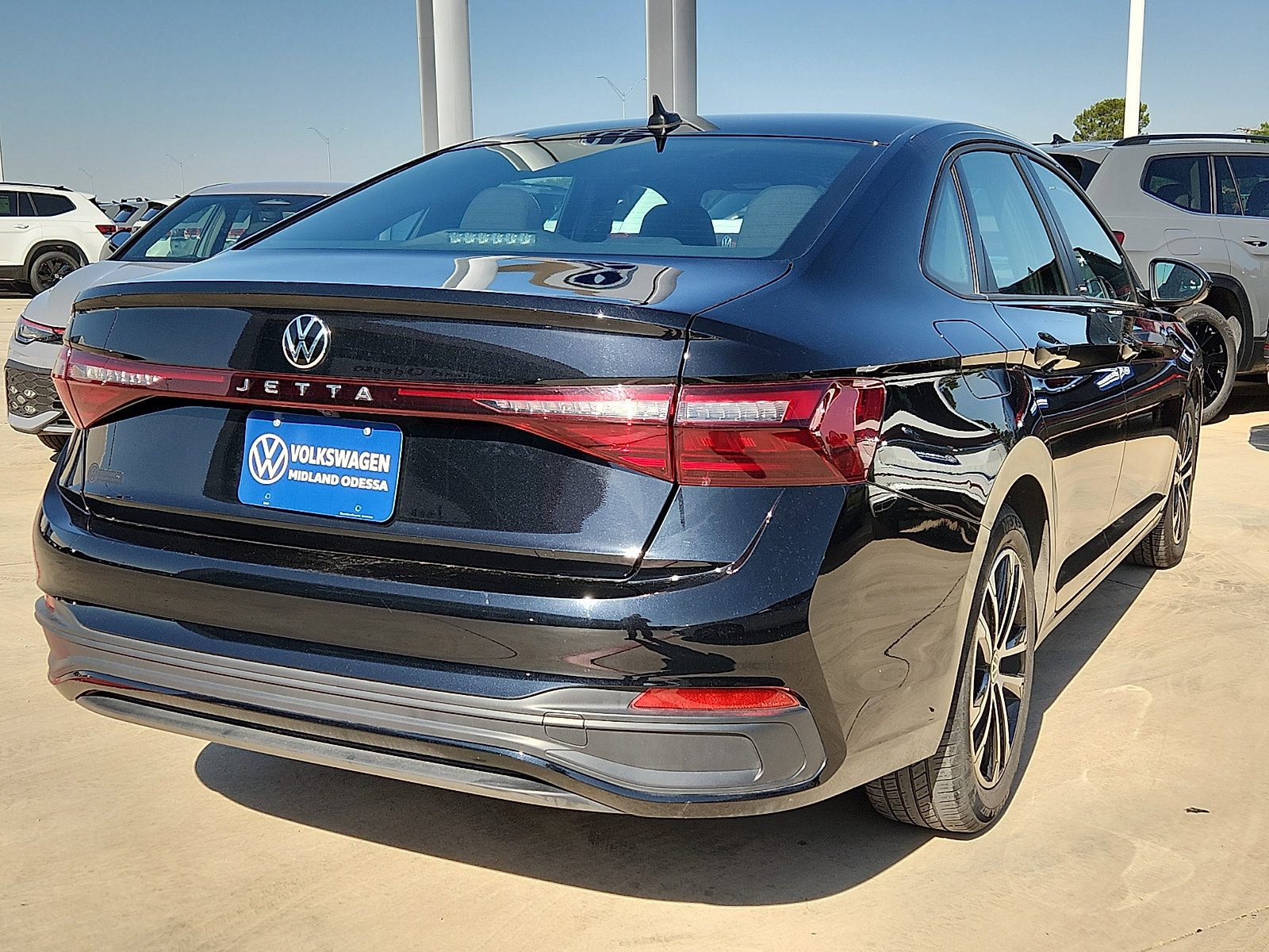 Certified 2025 Volkswagen Jetta Sport FWD image 5