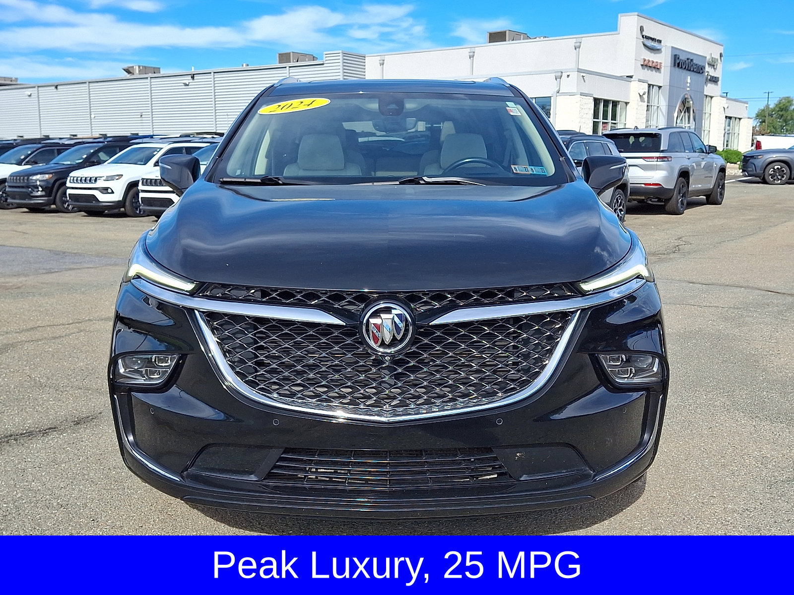 Used 2024 Buick Enclave Avenir w/ Avenir Technology Package AWD/4WD image 2