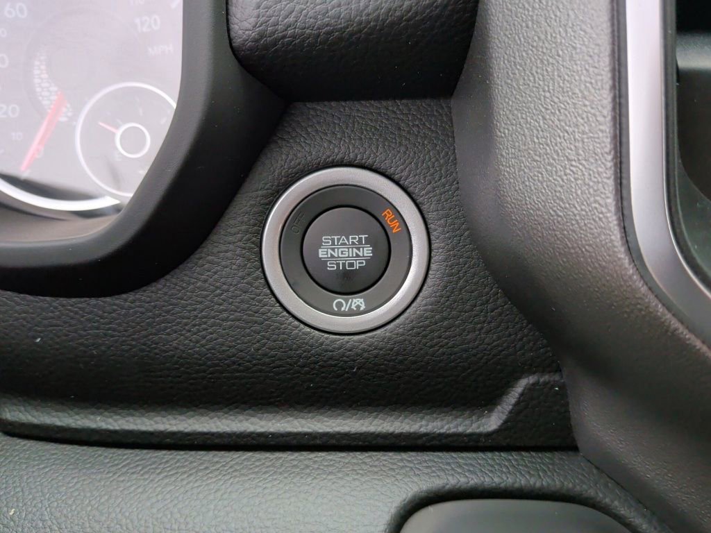 New 2026 RAM 1500 4x4 Crew Cab image 24