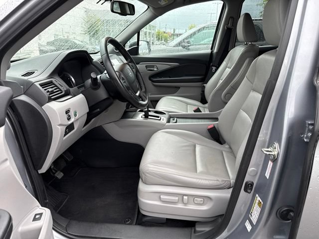 Used 2017 Honda Ridgeline RTL image 9