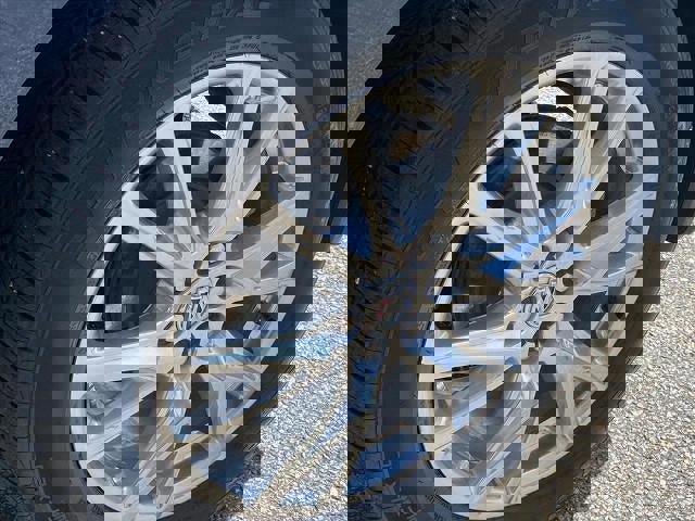 Certified 2023 Buick Enclave Essence w/ Experience Buick Package image 29