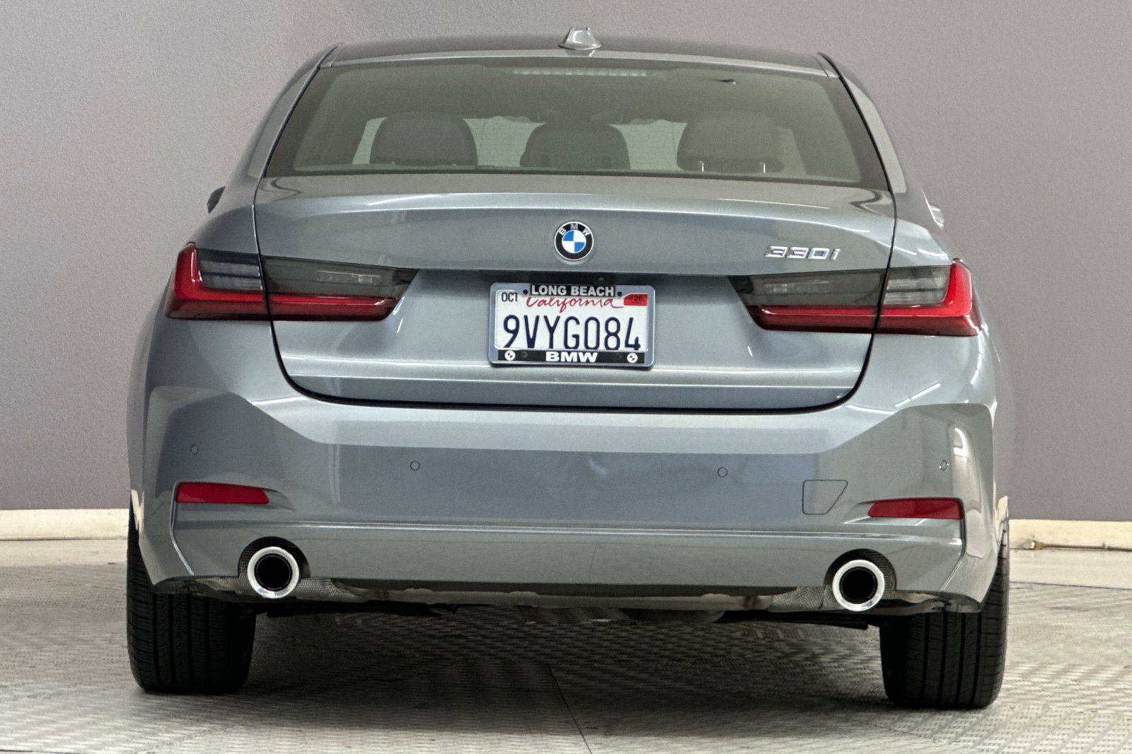 Used 2025 BMW 330i Sedan w/ Premium Package RWD image 9