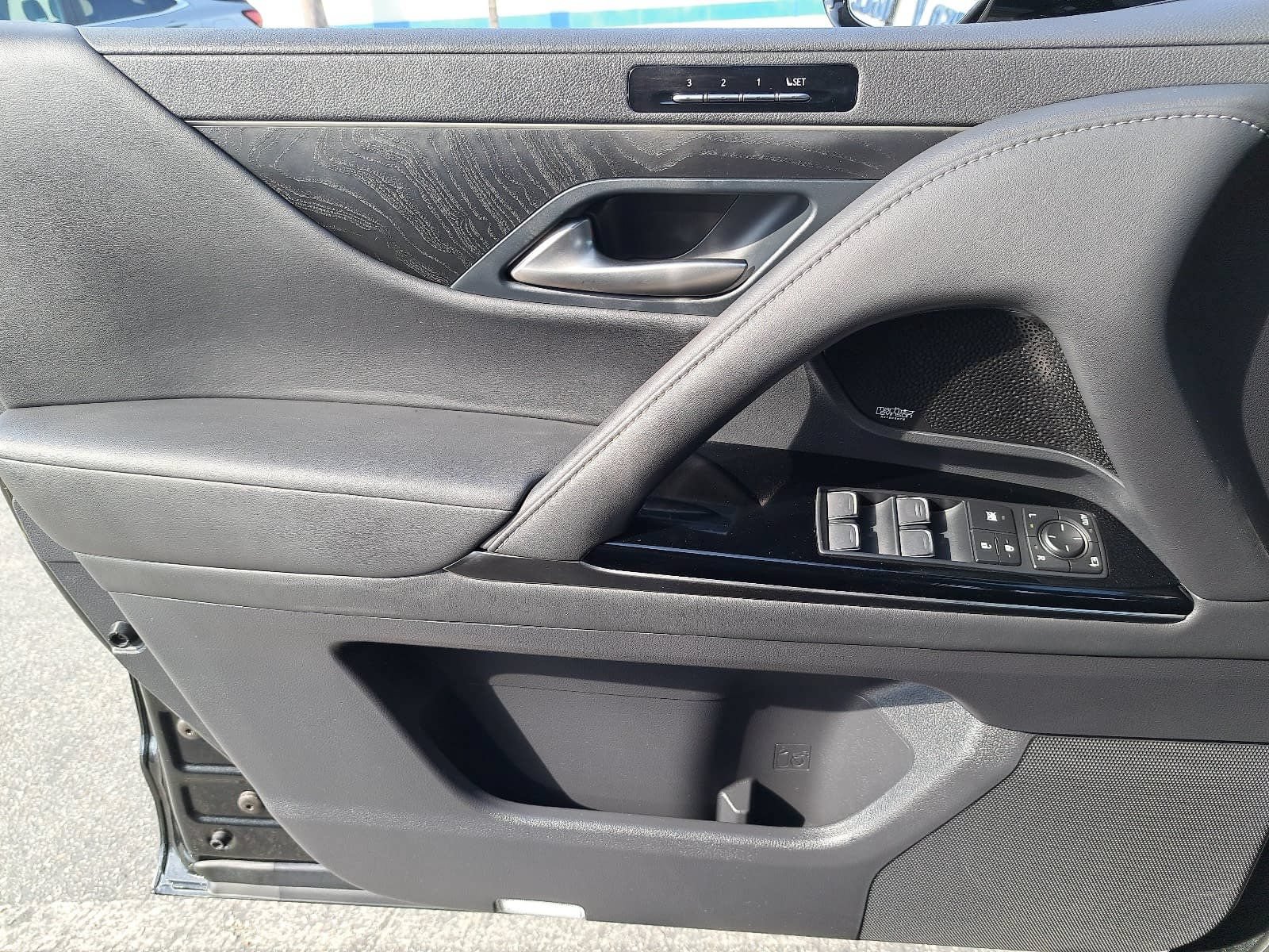 Used 2023 Lexus LX 600 4WD w/ Appearance Package image 29