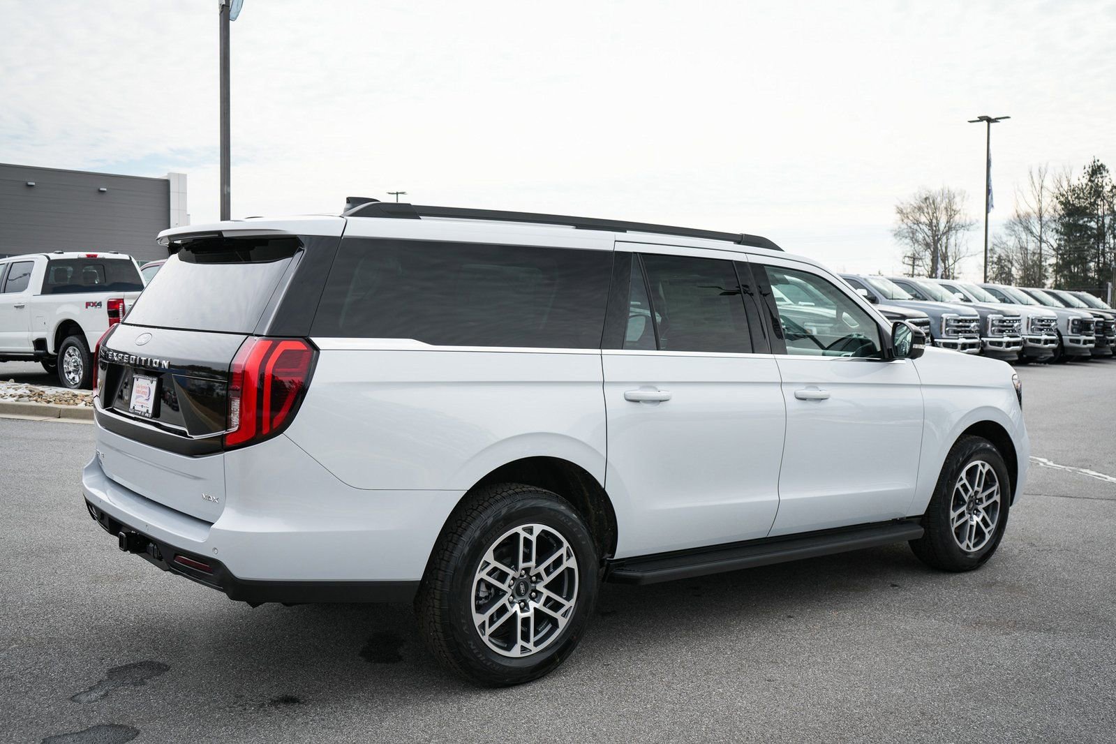 New 2026 Ford Expedition Max Active AWD/4WD image 10