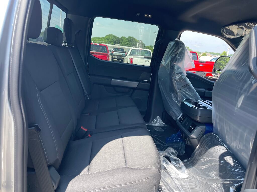 New 2025 Ford F150 XLT w/ Equipment Group 302A MID image 14