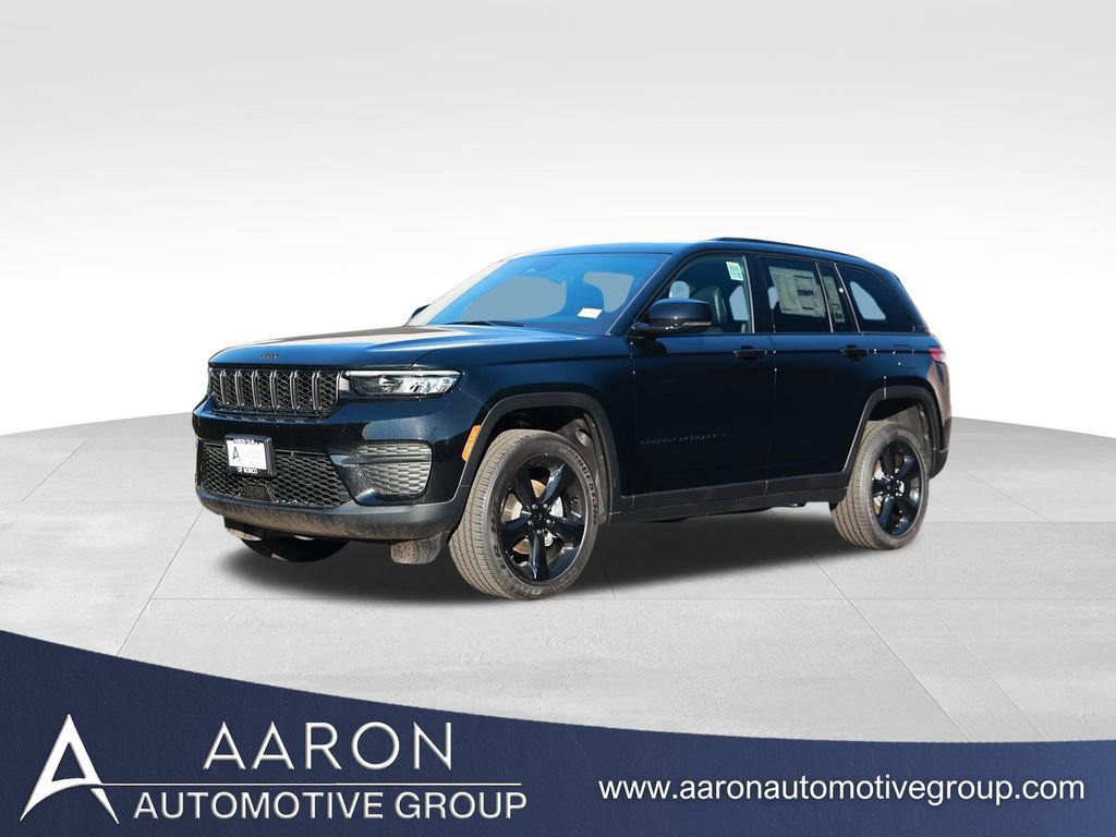 New 2025 Jeep Grand Cherokee Altitude image 1
