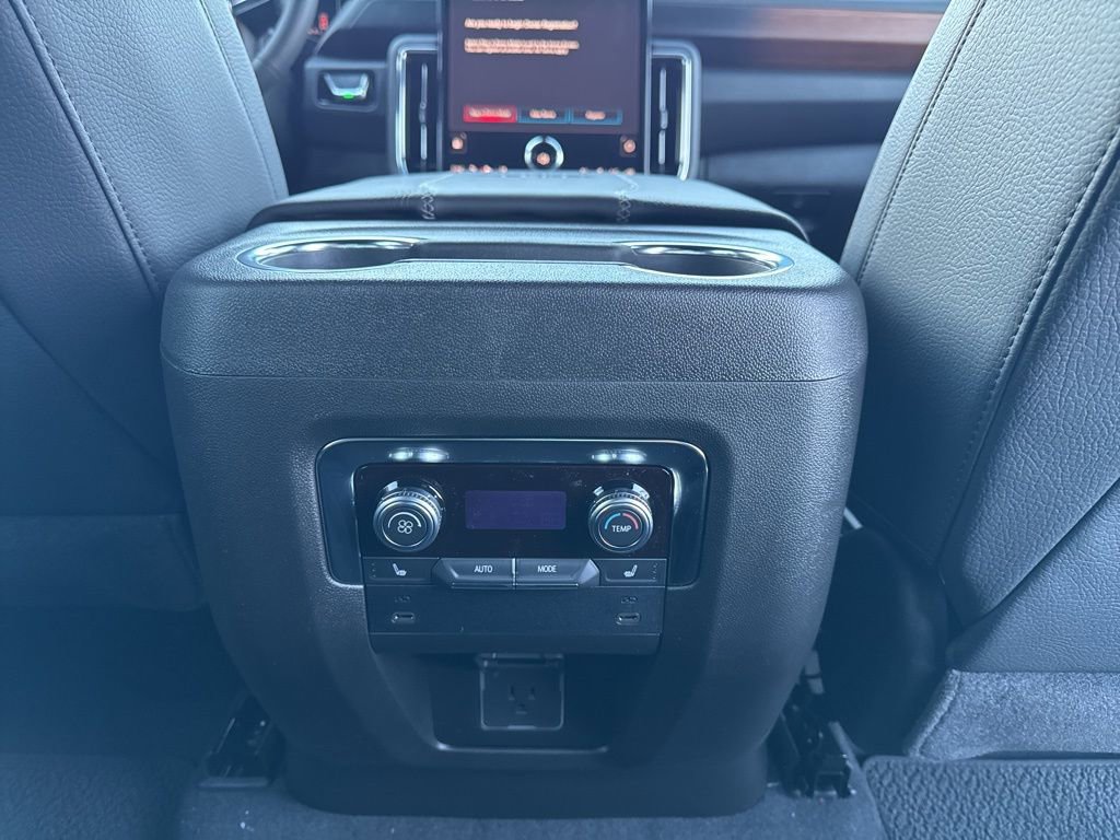 New 2026 GMC Yukon XL Denali image 27