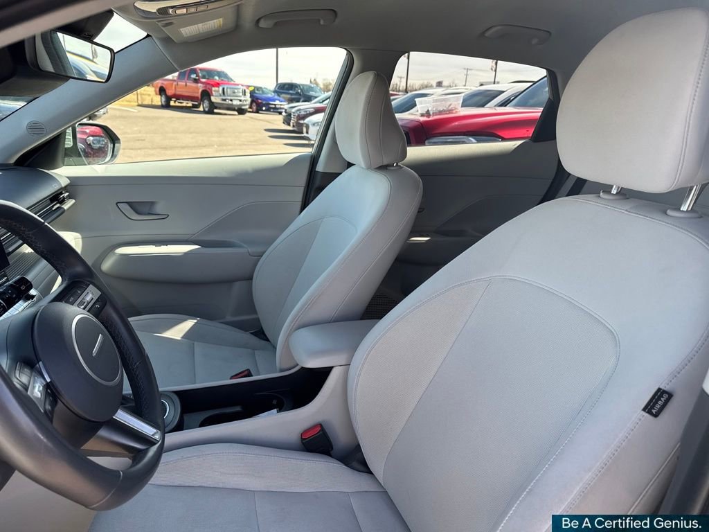 Certified 2024 Hyundai Kona SEL FWD image 33