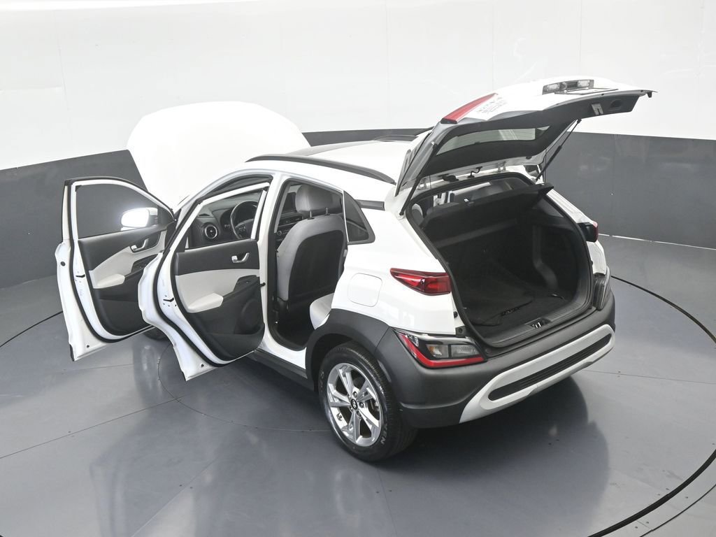 Used 2022 Hyundai Kona SEL w/ Convenience Package image 65