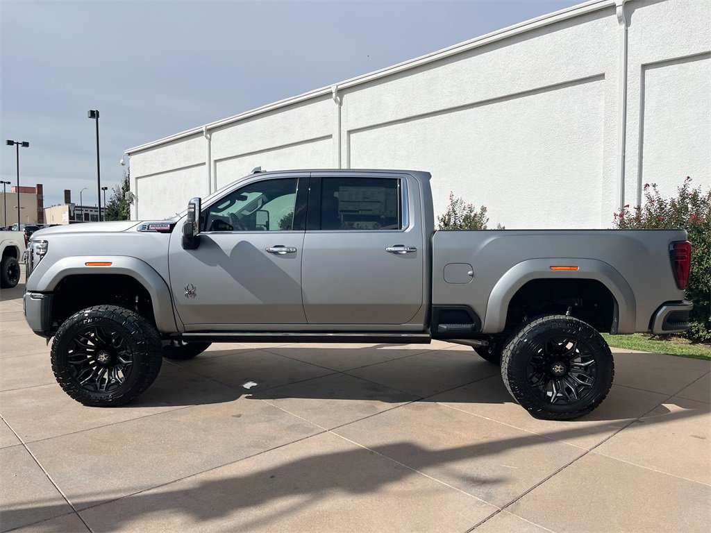 New 2025 GMC Sierra 2500 Denali w/ Denali Reserve Package image 3