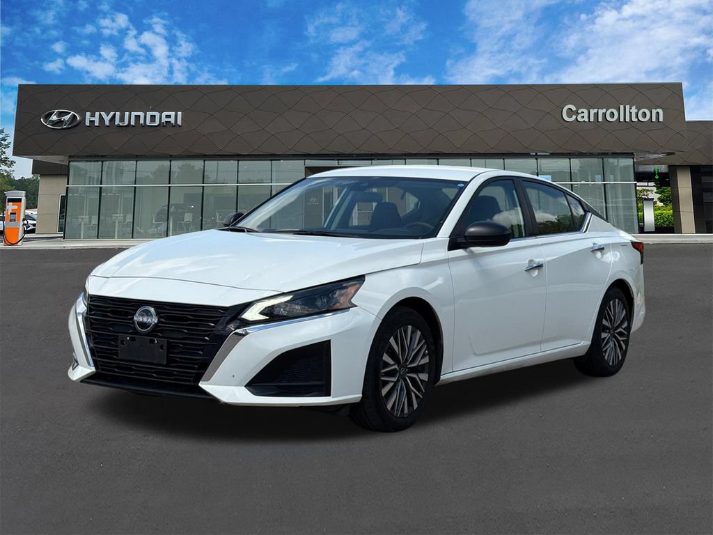 Used 2025 Nissan Altima 2.5 SV