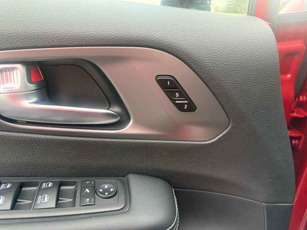 New 2026 Chrysler Pacifica Limited w/ S Appearance Package image 76