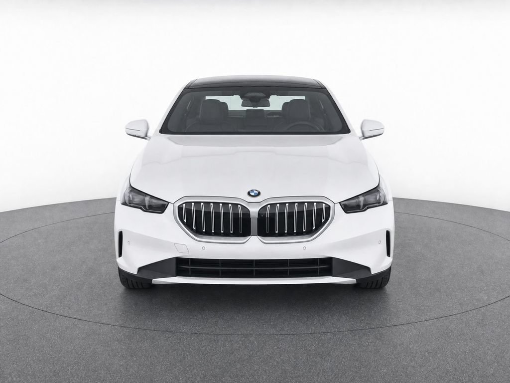 Used 2026 BMW 540i xDrive AWD/4WD image 34
