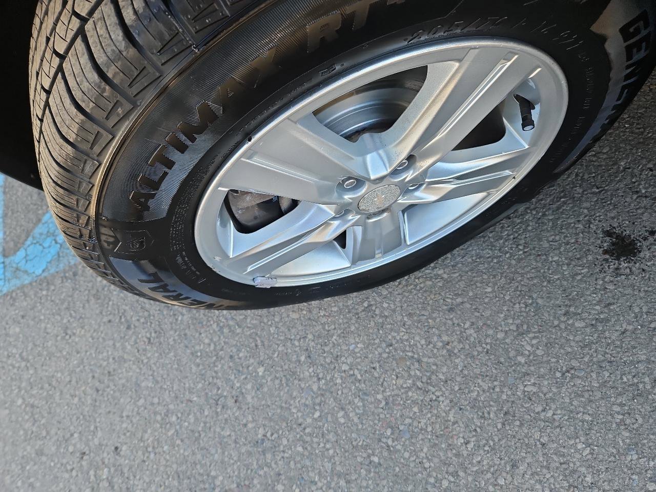 Used 2017 Chevrolet Trax LT w/ LT Convenience Package image 10