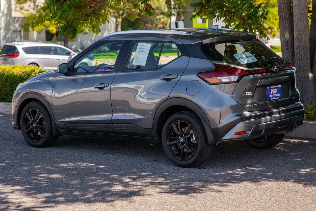 Used 2023 Nissan Kicks SV image 7