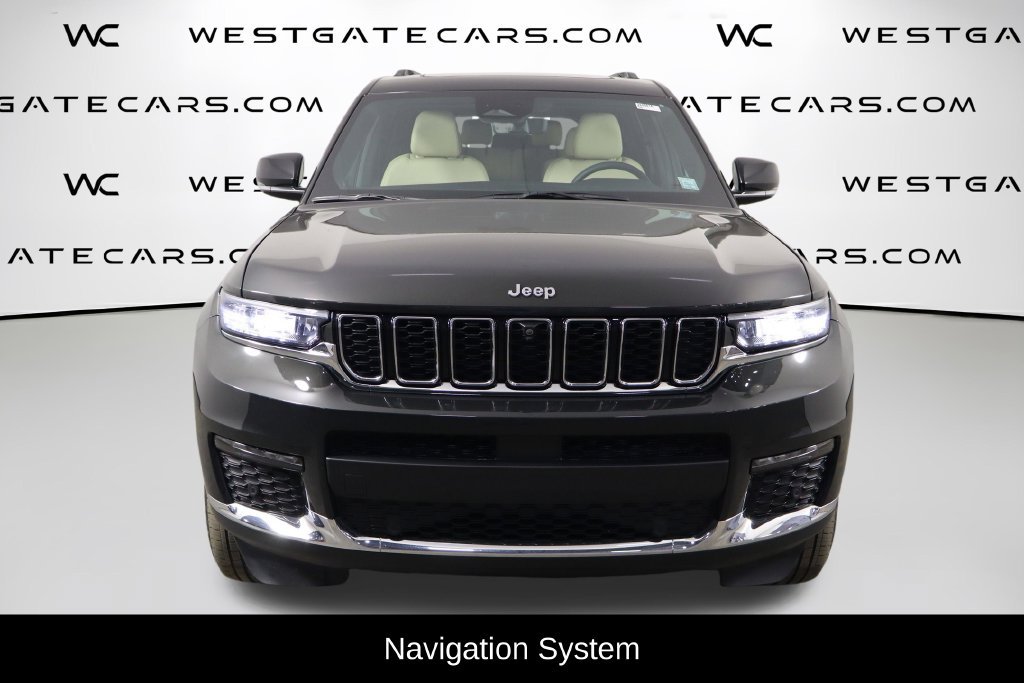 Used 2023 Jeep Grand Cherokee L Limited w/ Luxury Tech Group II AWD/4WD image 2