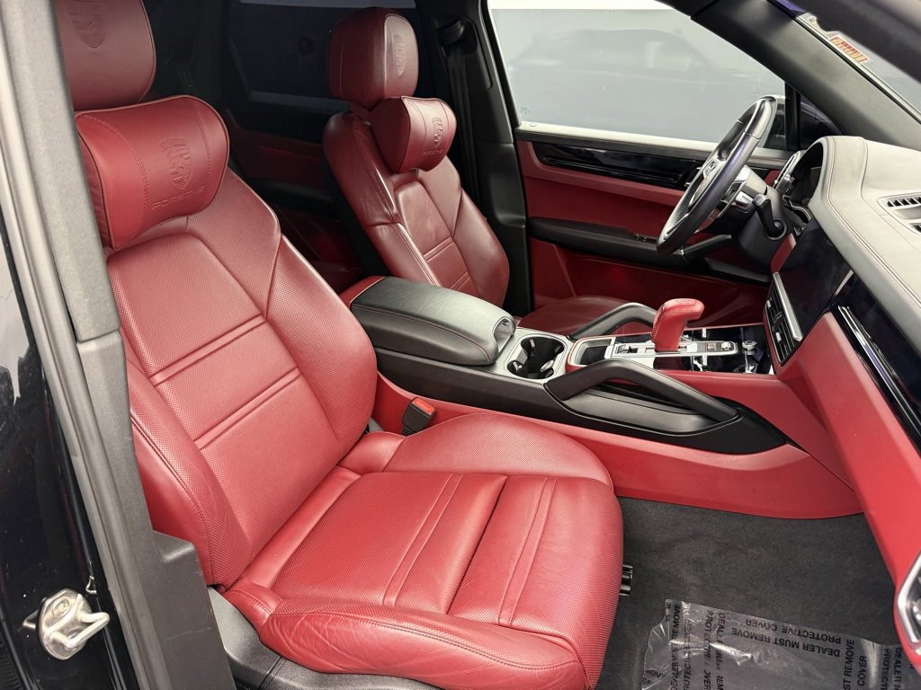Used 2019 Porsche Cayenne S image 51