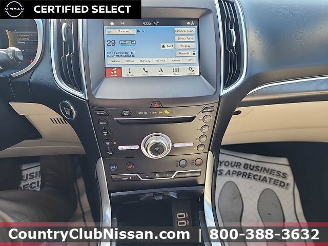 Used 2019 Ford Edge Titanium w/ Equipment Group 301A image 15