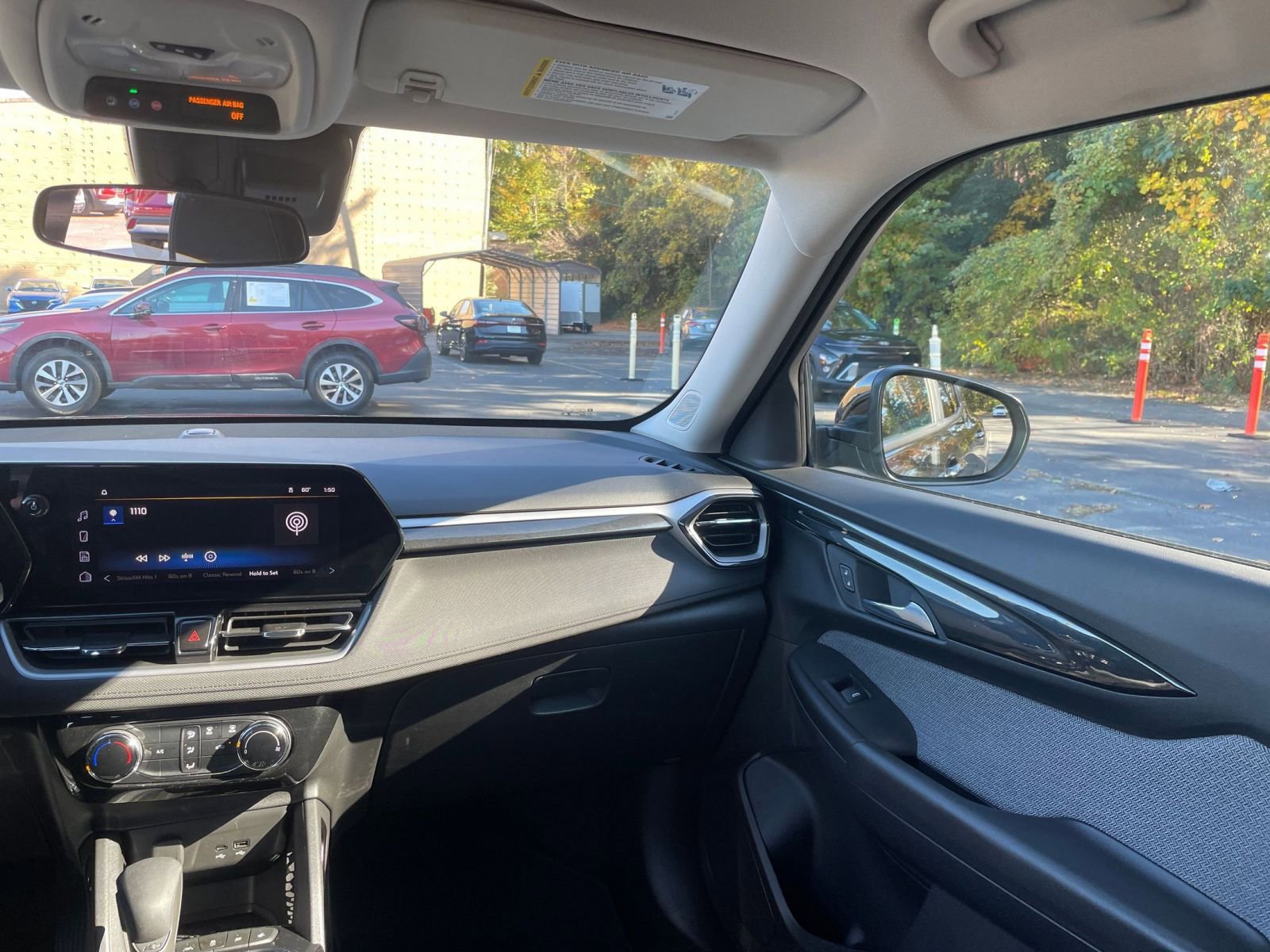 Used 2025 Chevrolet TrailBlazer LT image 31