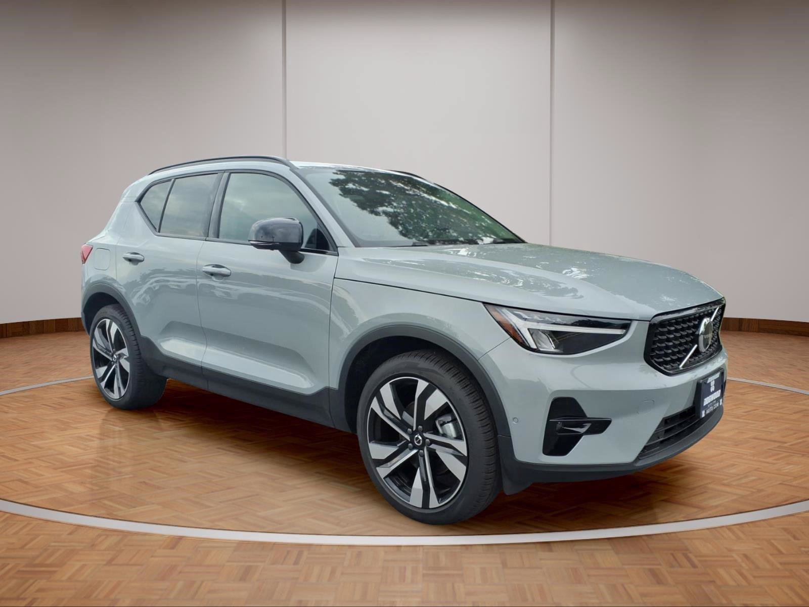 New 2026 Volvo XC40 B5 Plus w/ Climate Package AWD/4WD image 1