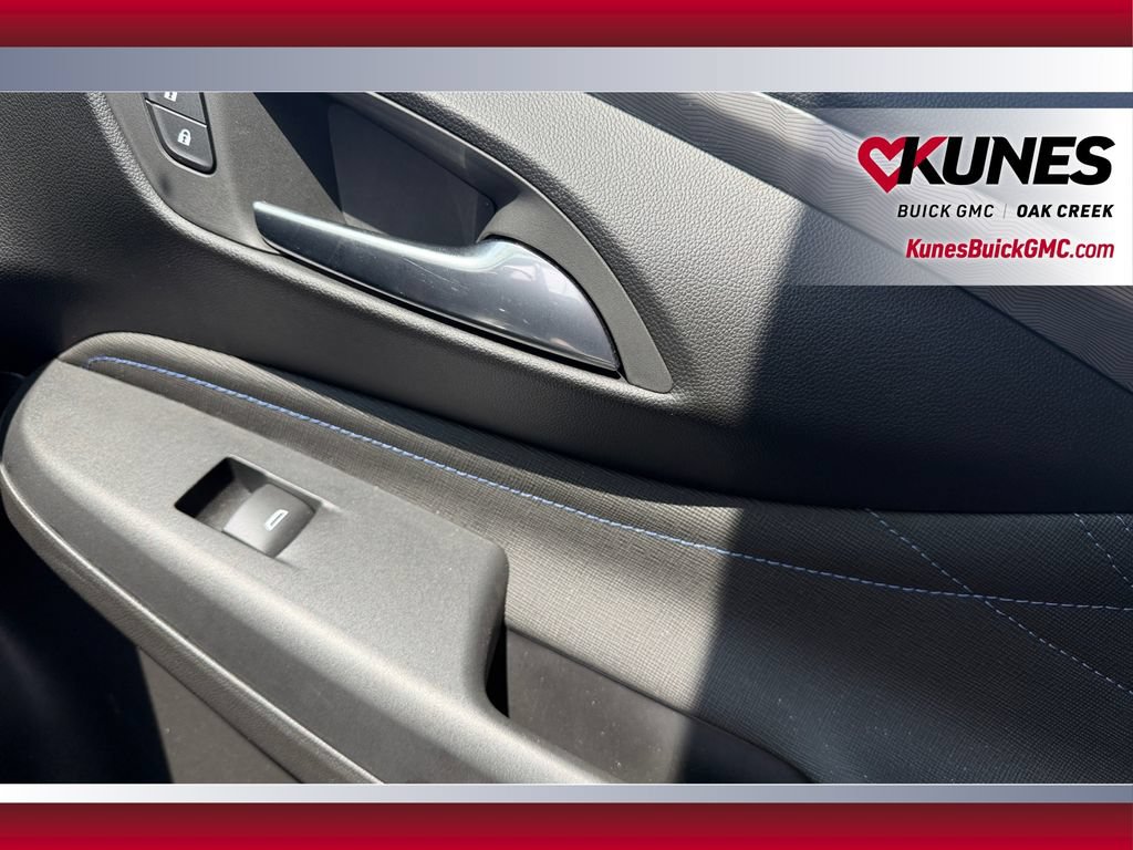 Used 2024 Buick Envista Sport Touring w/ Convenience I Package FWD image 38