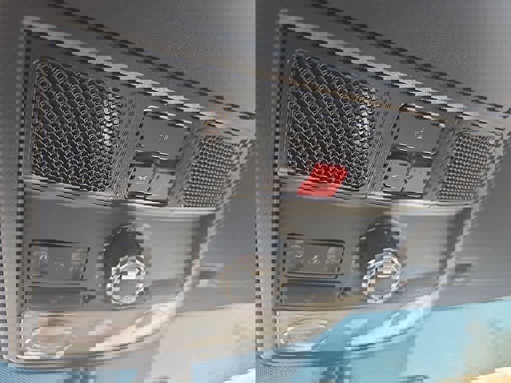 Used 2017 Volkswagen Jetta GLI FWD image 21