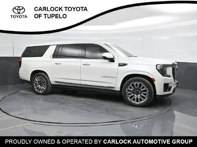Used 2024 GMC Yukon XL Denali Ultimate AWD/4WD image 6