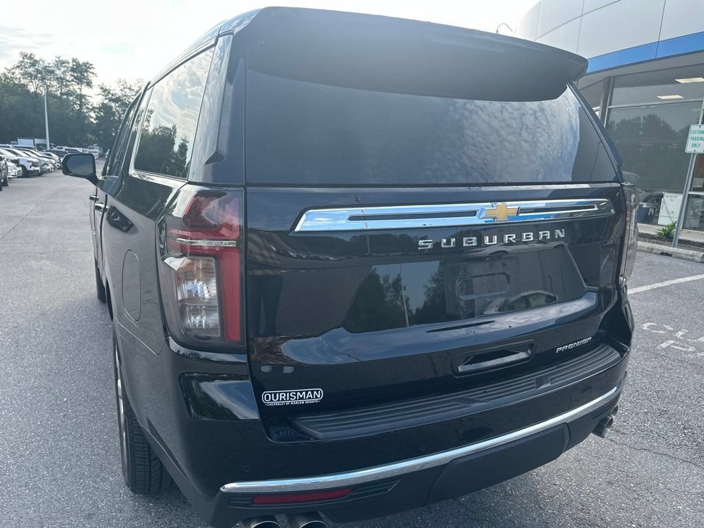 Used 2023 Chevrolet Suburban Premier AWD/4WD image 7
