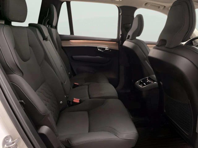 Used 2025 Volvo XC90 B6 Plus w/ Protection Package Premier AWD/4WD image 80