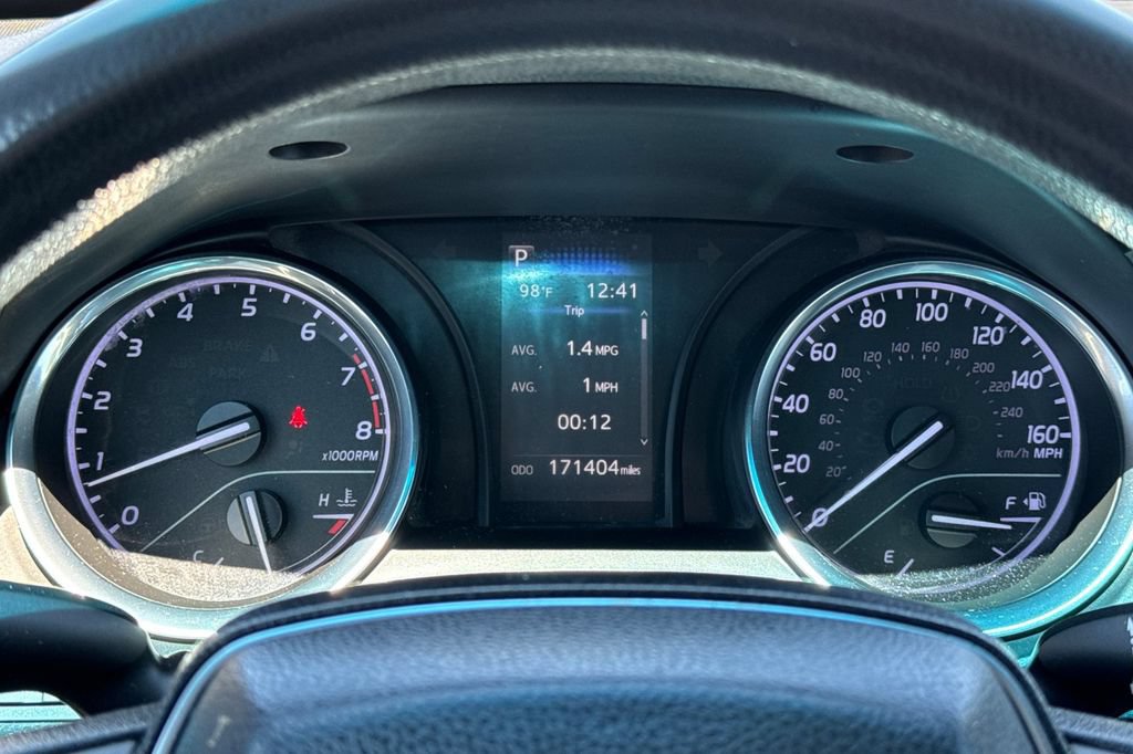 Used 2019 Toyota Camry LE FWD image 22