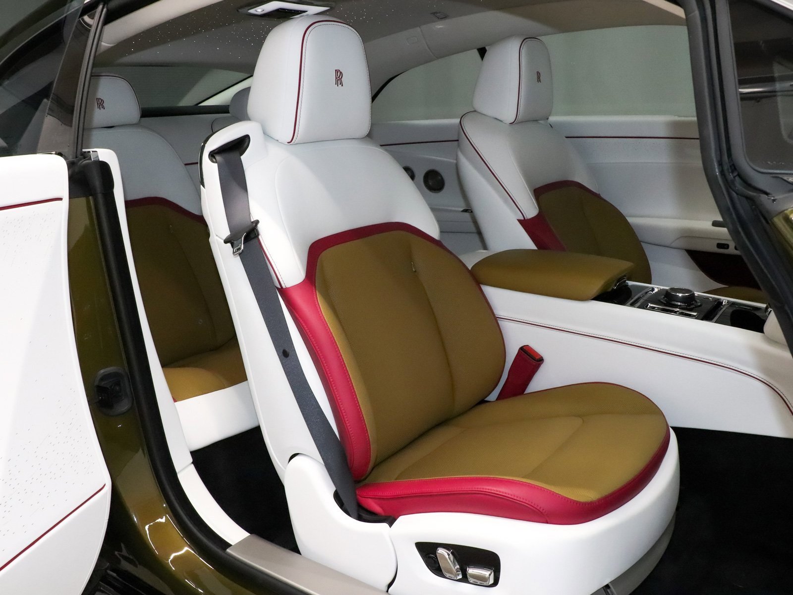 Used 2024 Rolls-Royce Spectre w/ Spectre Launch Package image 24