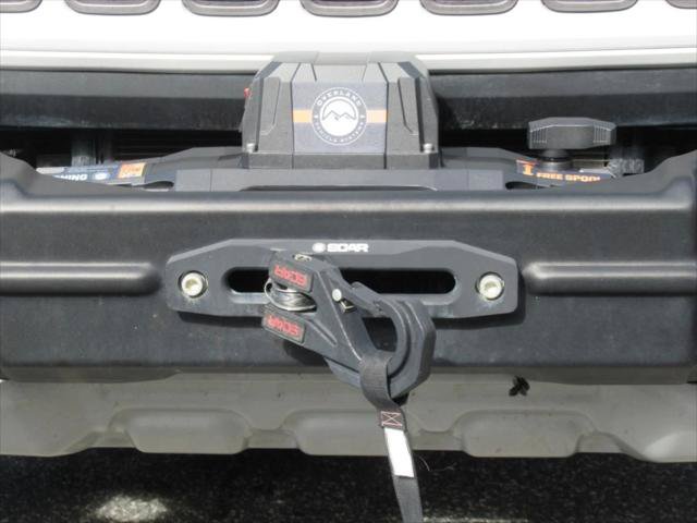 Certified 2024 Jeep Gladiator Mojave w/ Safety Group AWD/4WD image 37