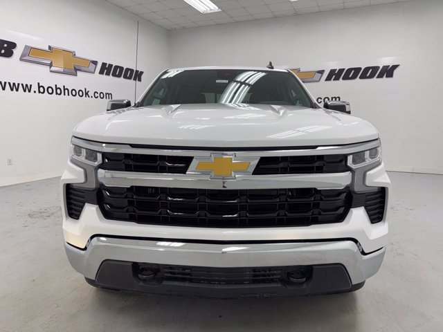 New 2026 Chevrolet Silverado 1500 LT w/ Z71 Off-Road Package AWD/4WD image 2