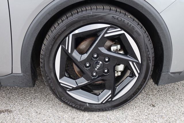 Used 2025 Kia K4 EX image 15