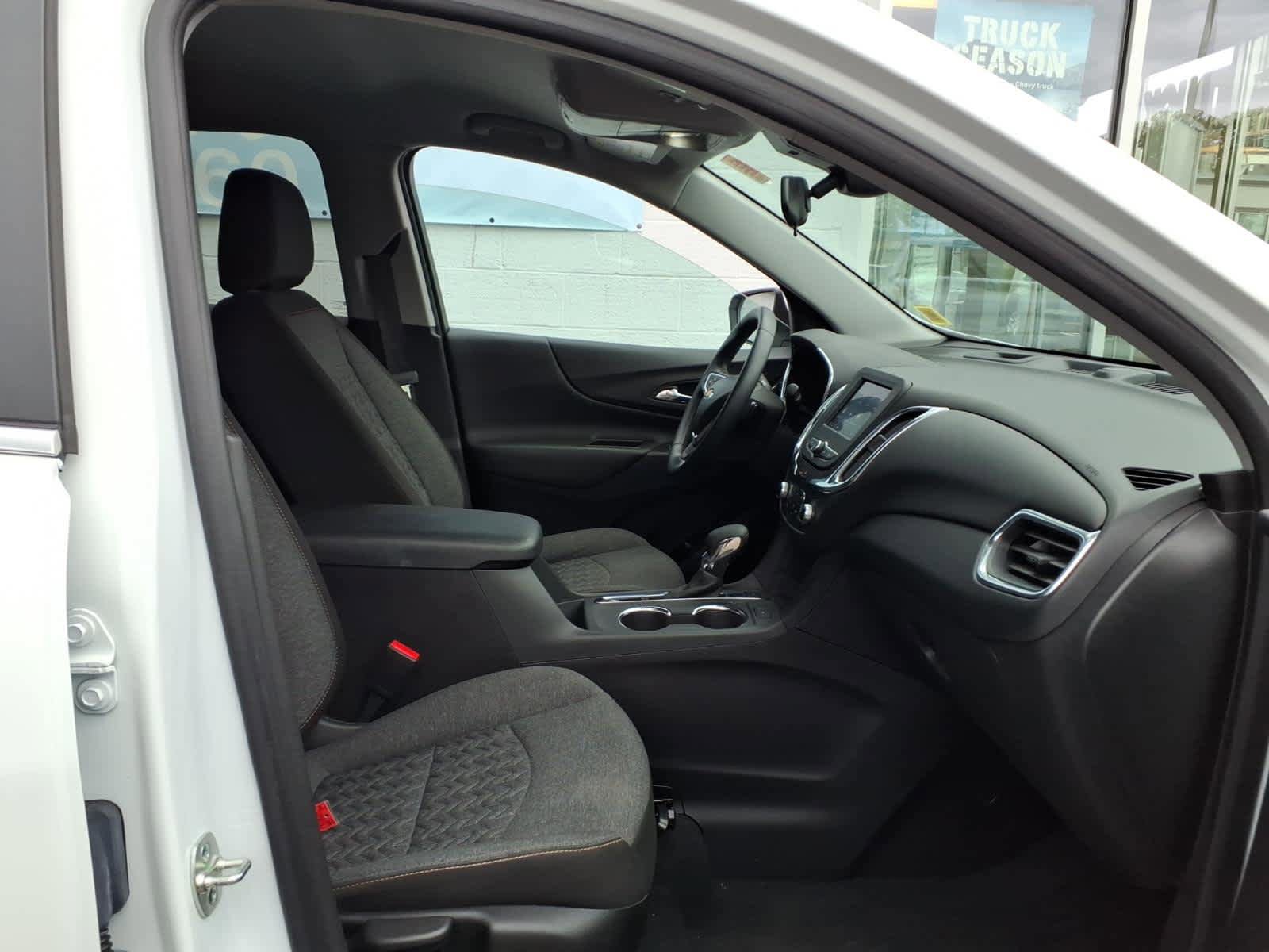 Used 2024 Chevrolet Equinox LT AWD/4WD image 21