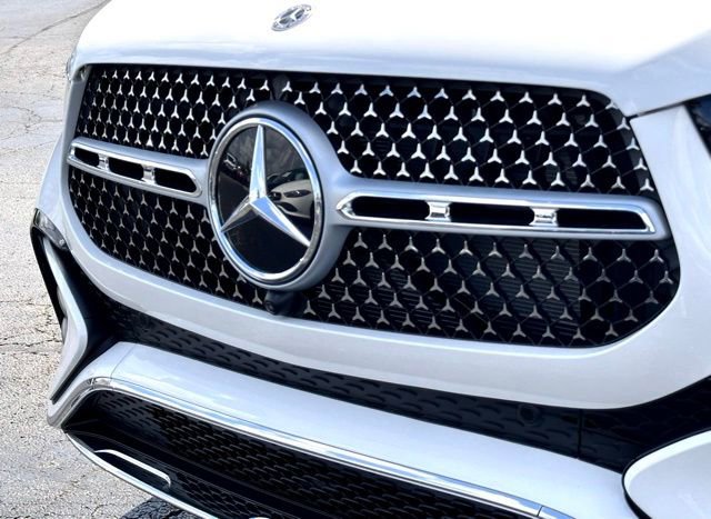 New 2026 Mercedes-Benz GLE 450e 4MATIC image 5