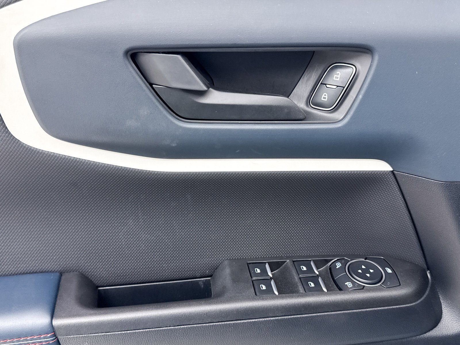 Used 2023 Ford Bronco Sport Heritage w/ Heritage Convenience Package image 28