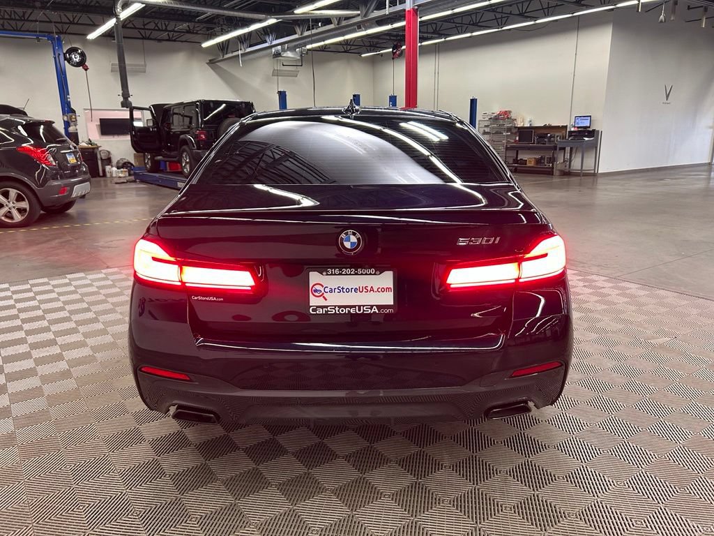 Used 2023 BMW 530i w/ M Sport Package RWD image 8