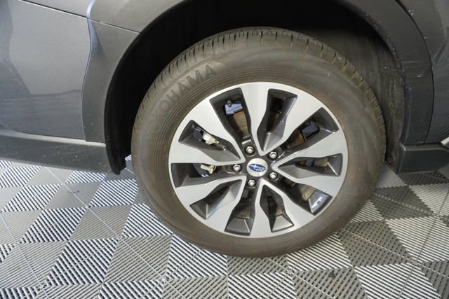 Certified 2025 Subaru Outback Limited image 14