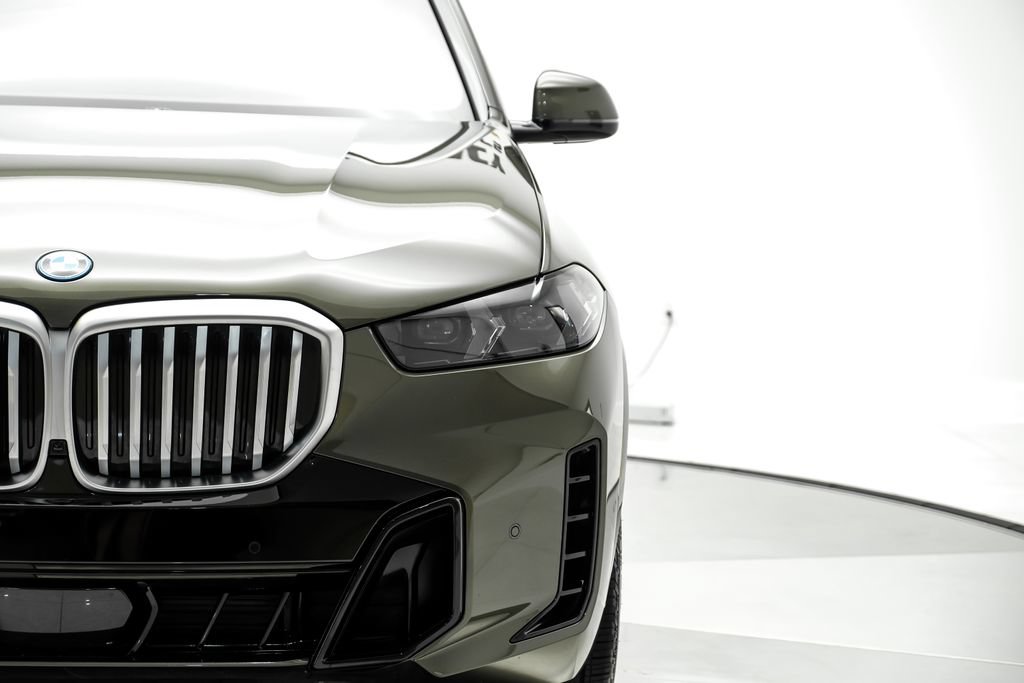 Used 2024 BMW X5 xDrive50e w/ M Sport Package AWD/4WD image 47