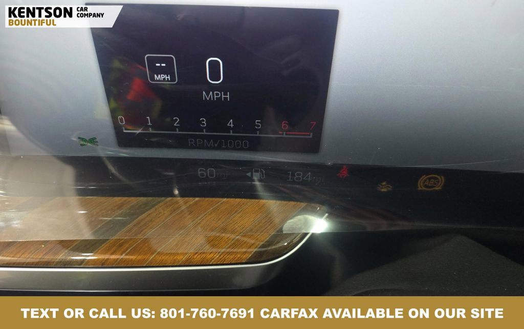 Used 2025 Cadillac Escalade Sport Platinum image 3