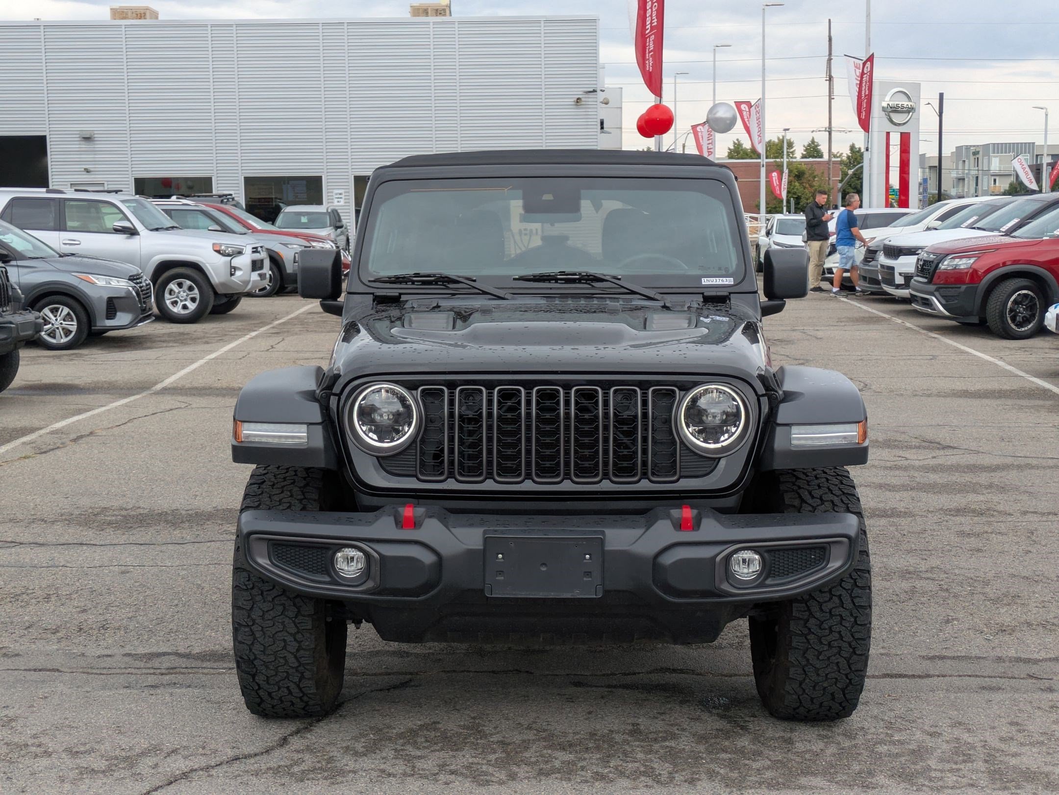 Used 2024 Jeep Wrangler Unlimited Rubicon w/ Convenience Group image 11