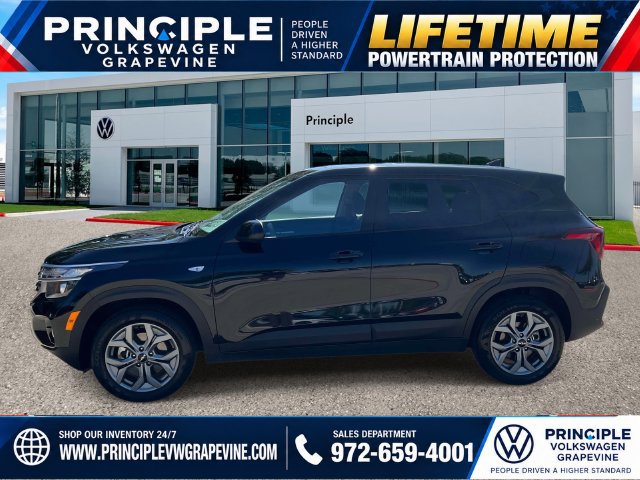 Used 2026 Kia Seltos LX AWD/4WD image 5